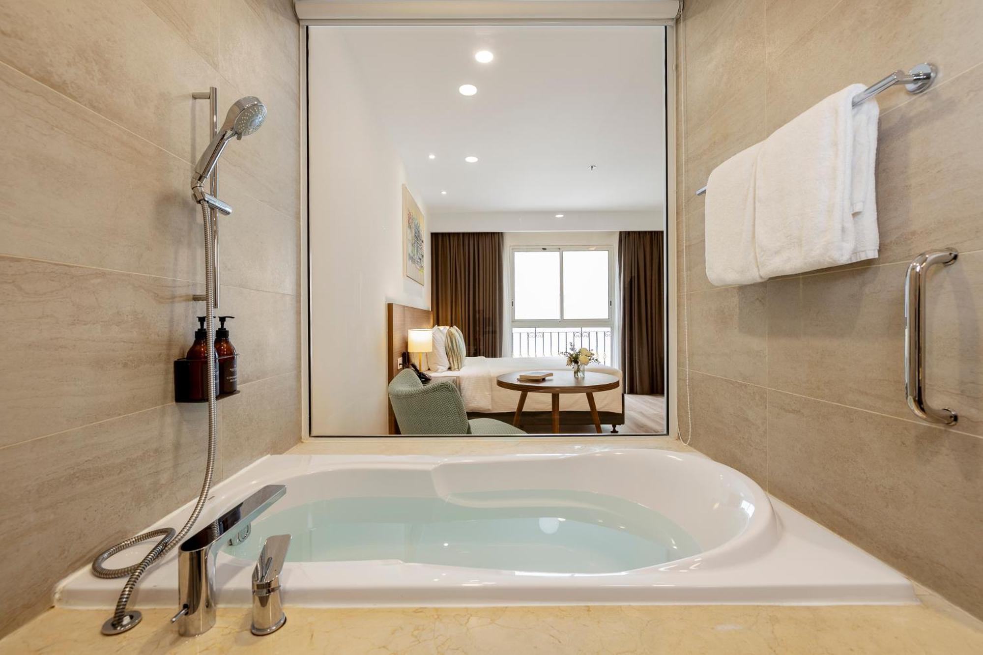 T-ritz Saigon & Aparthotel Bandar Ho Chi Minh