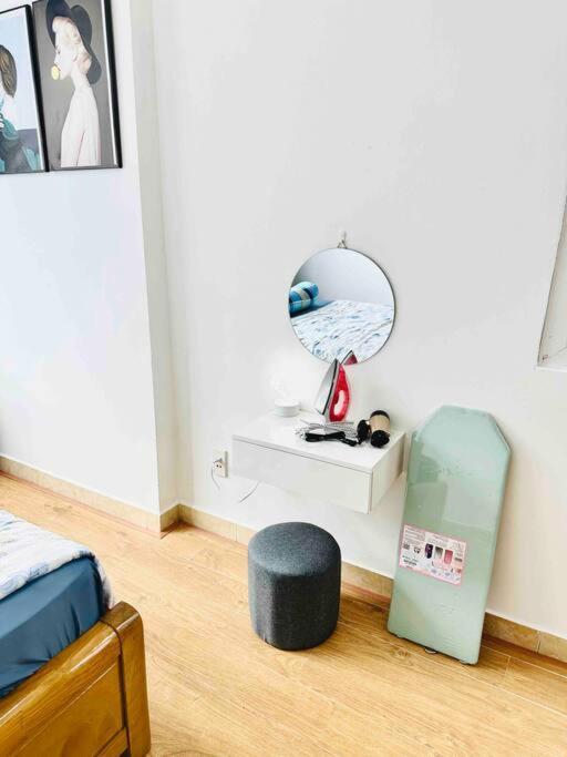 Spacious & Quiet 1br W Big Window * Ho Chi Minh City