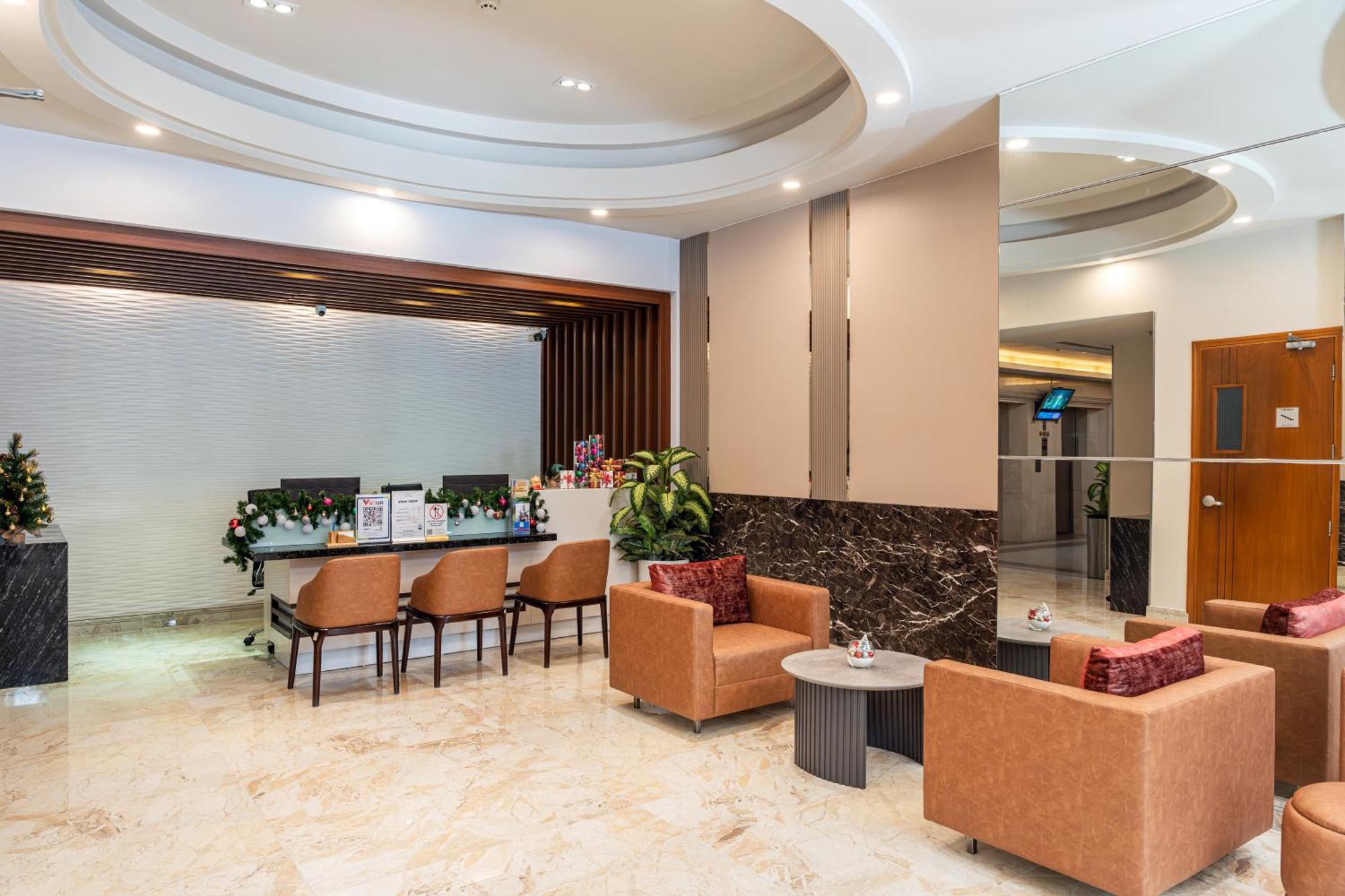 Mayfair Apartment