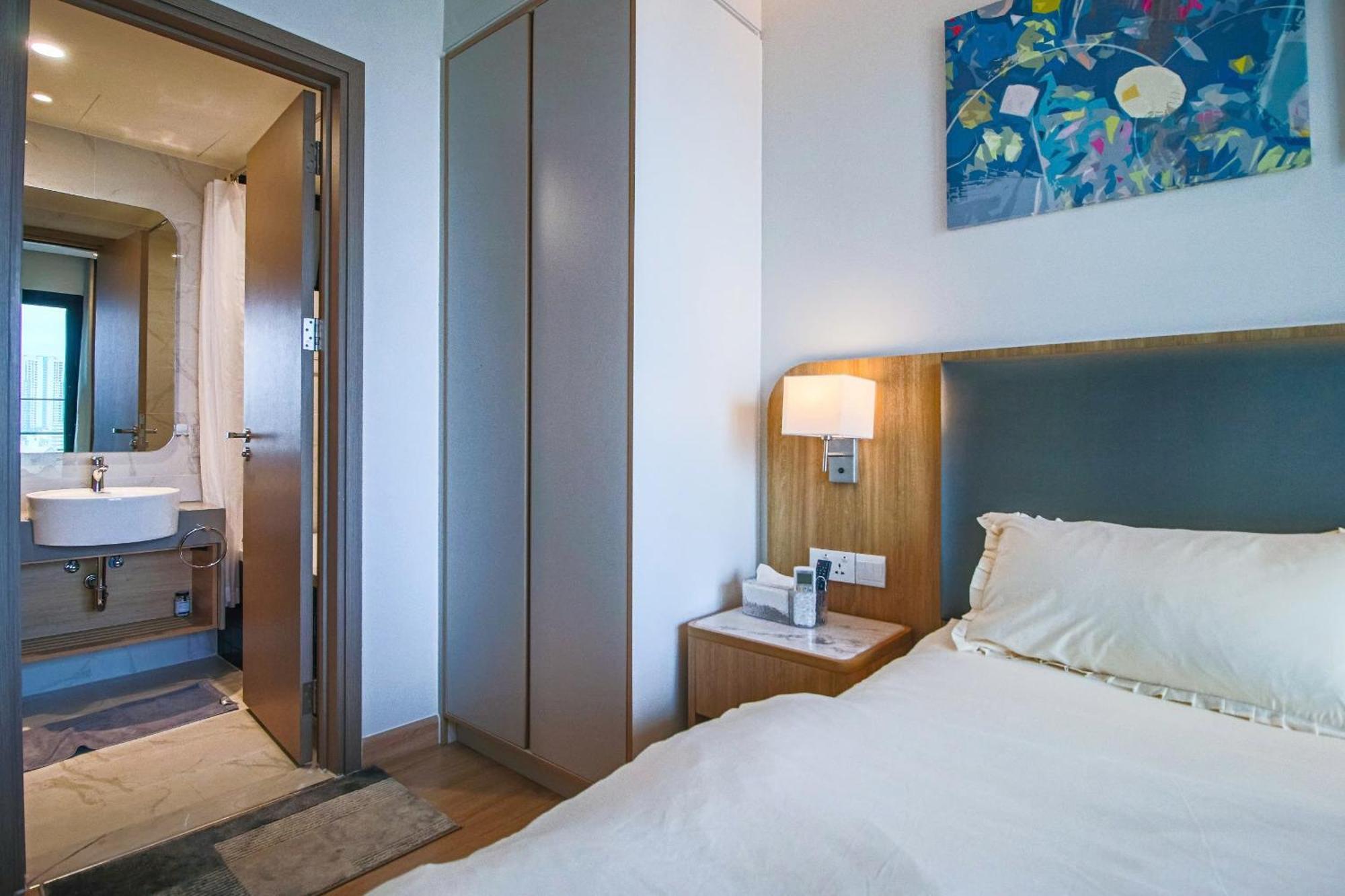 Apartment Residenza Condonium - D1mension & Zenity Tower, Sg's Heart & Gym, Pool *
