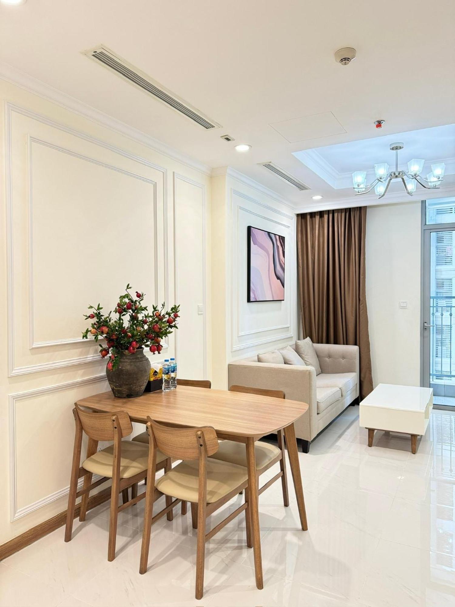 Landmark Luxury - Luna Apartment