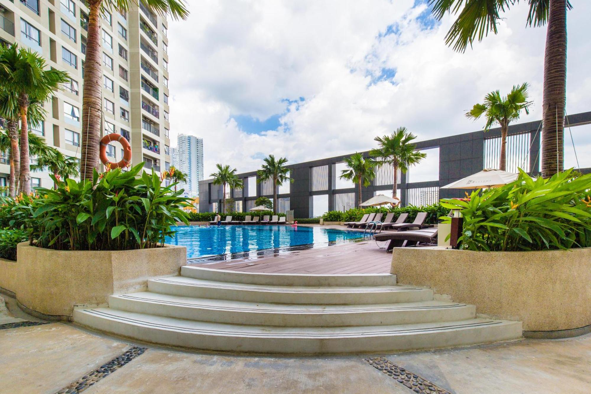 Stylist 2 Bedrooms Apartment *