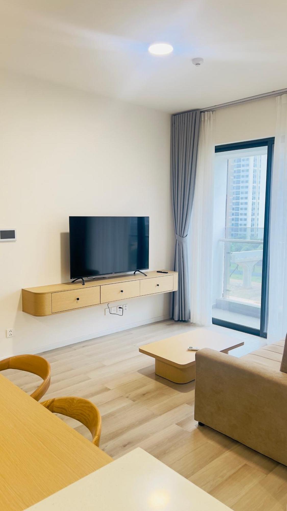 Apartment Masteri Centre Point - Ct Land *
