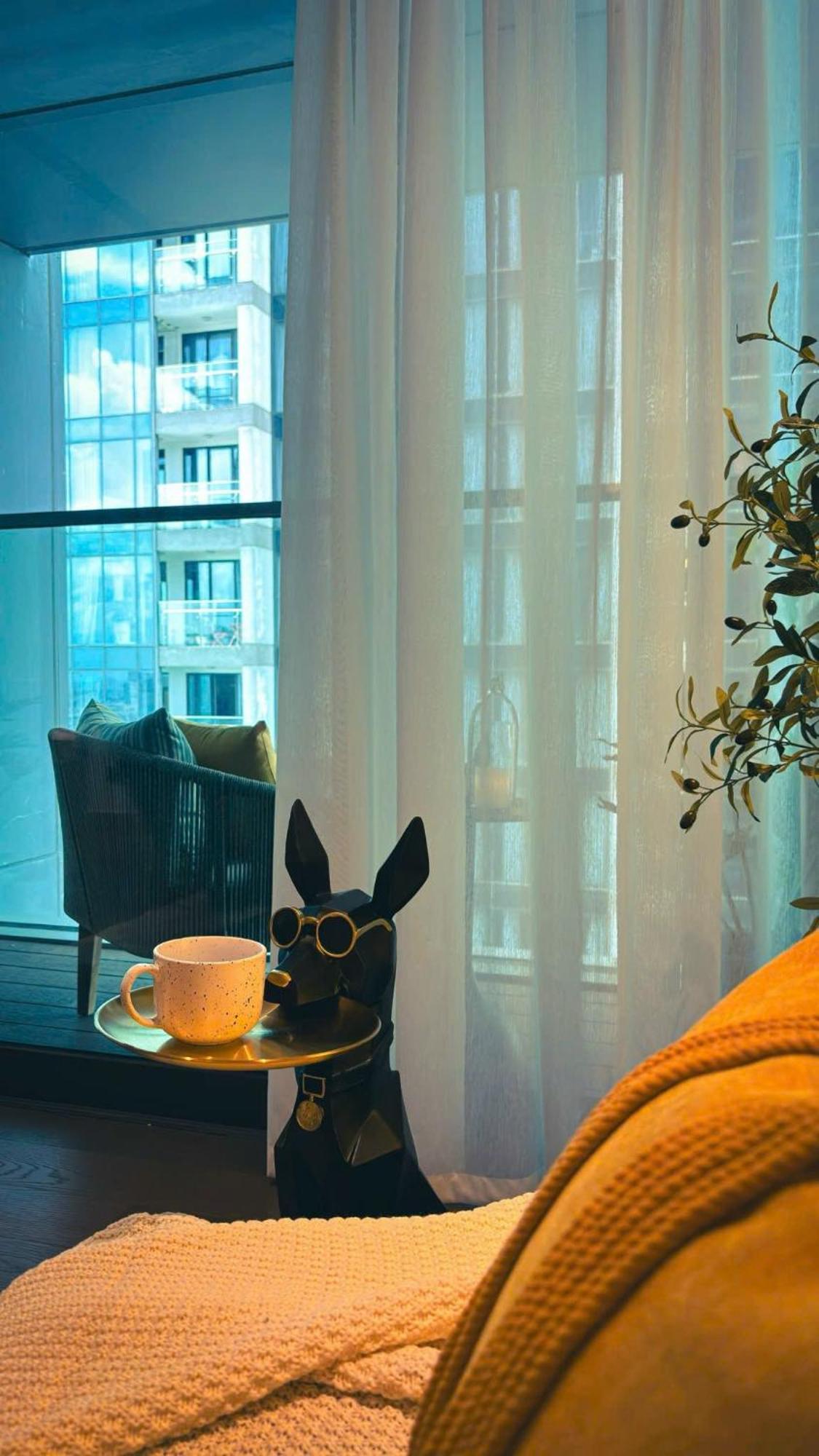 Apple Haus Saigon Staycation Apartment *