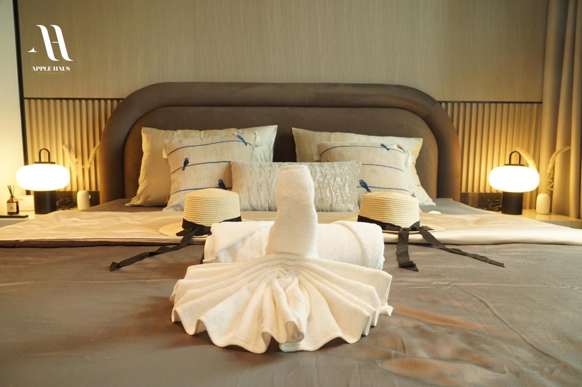 Apple Haus Saigon Staycation *