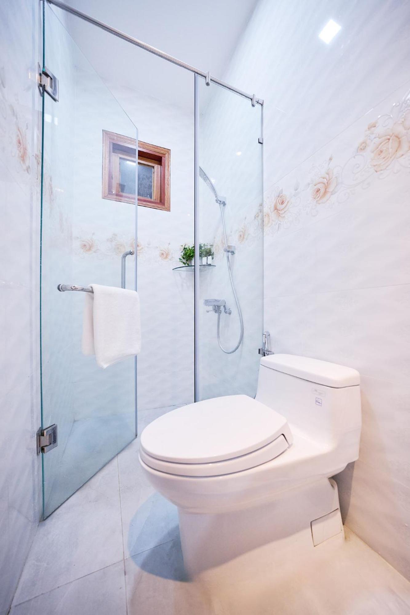 Galang Khách sạn 3*