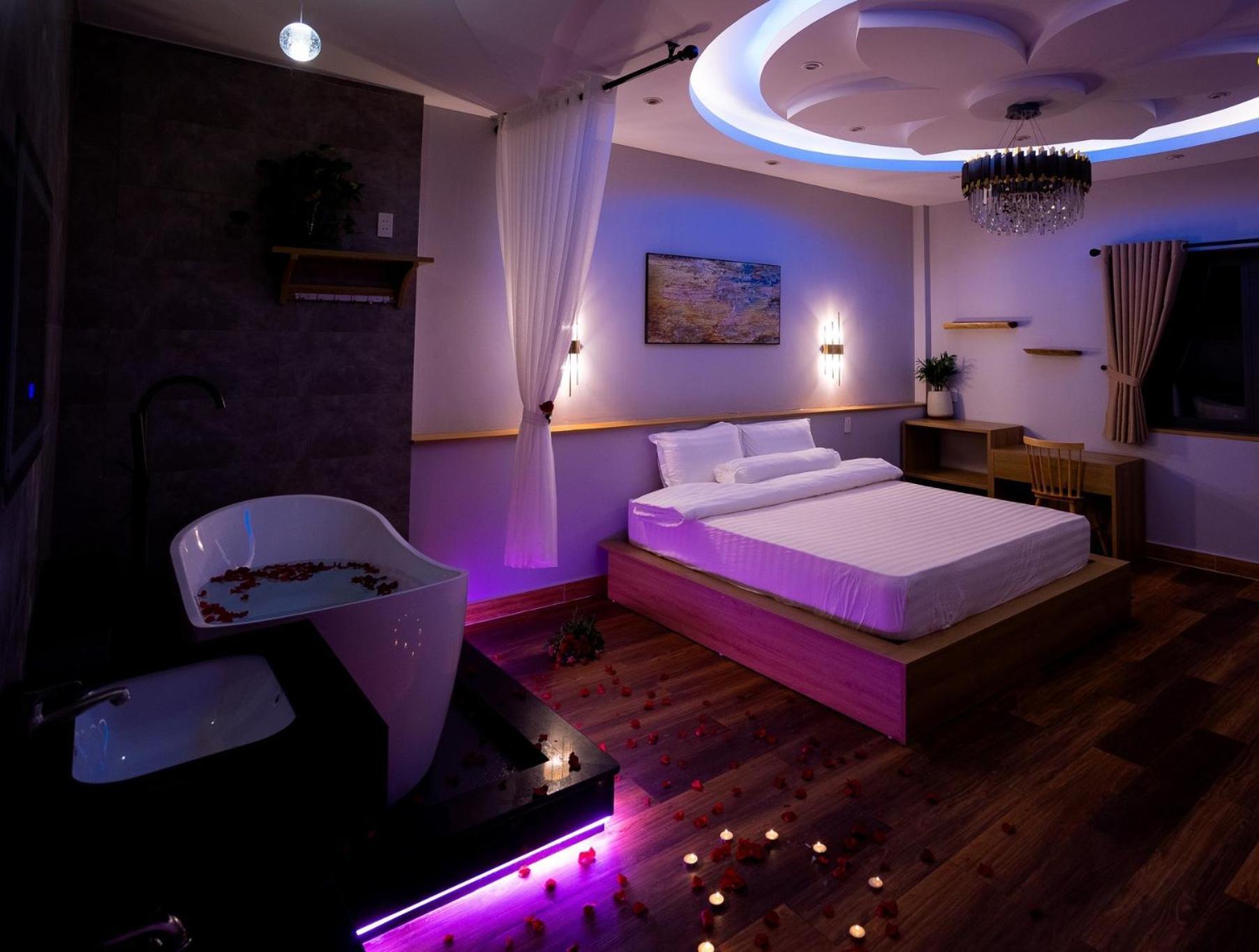 Elegant Feel - M&a 3*