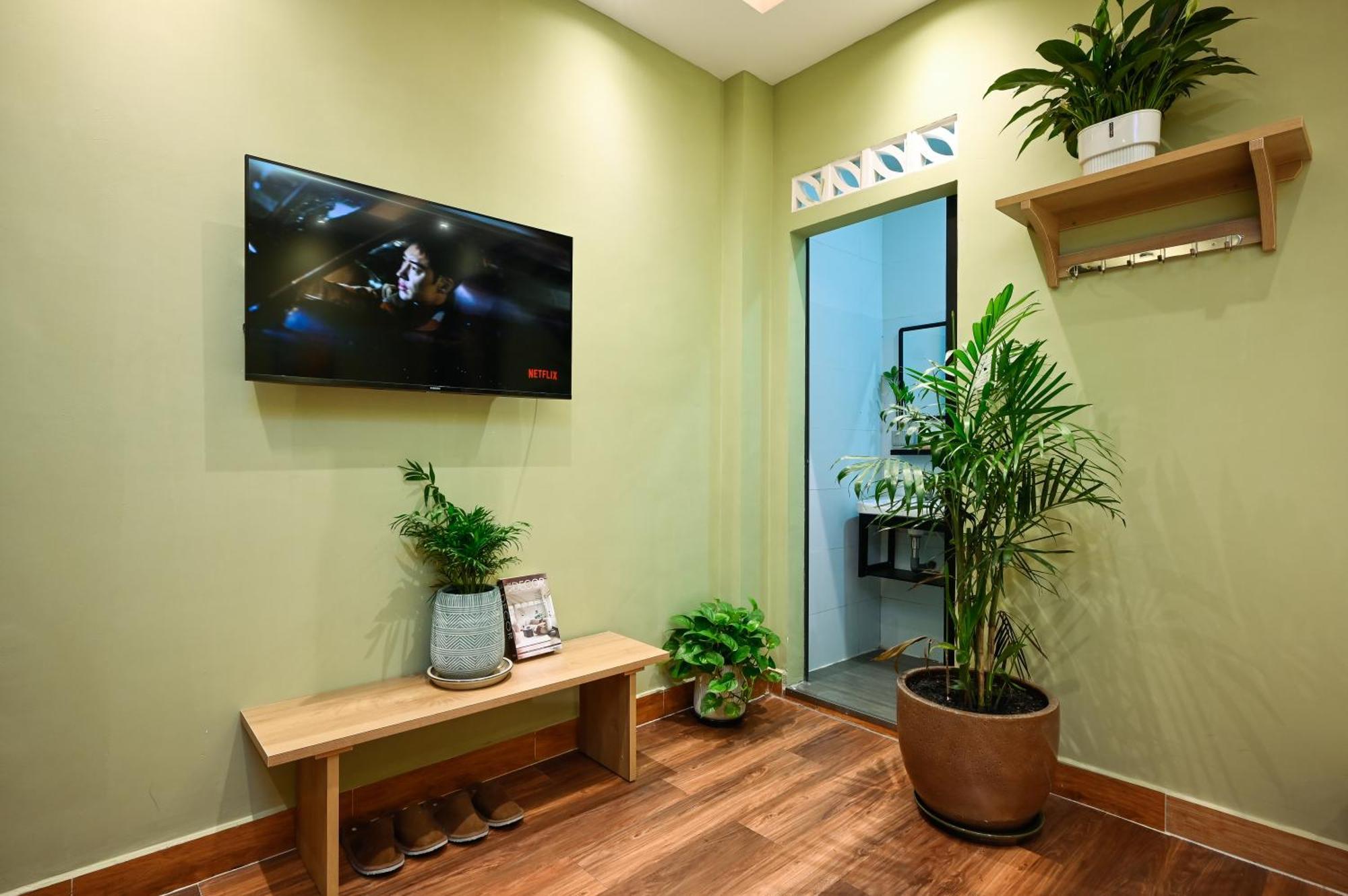Khách sạn Elegant Feel - M&a 3*