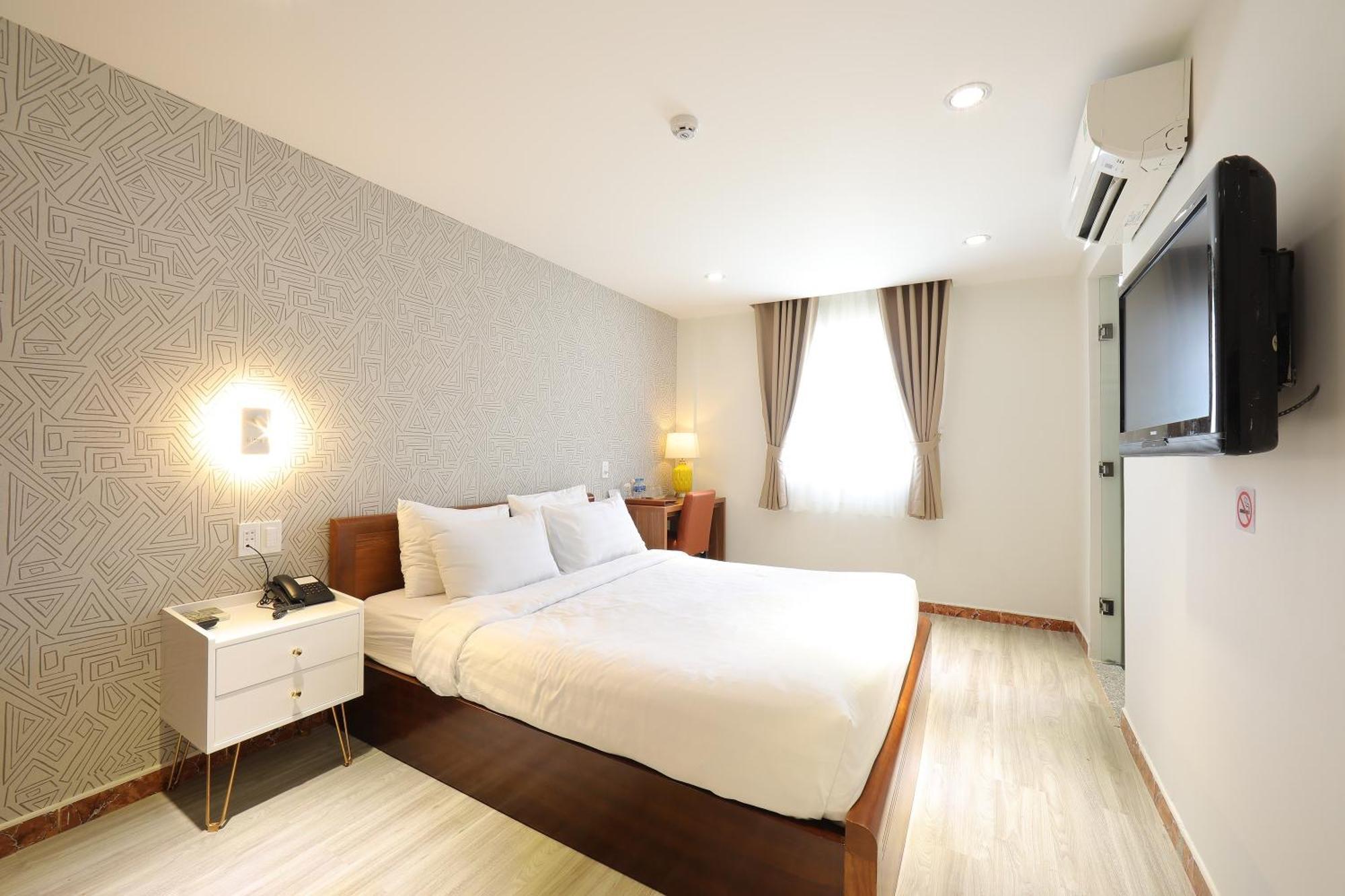 Lanura Saigon Boutique Khách sạn 3*