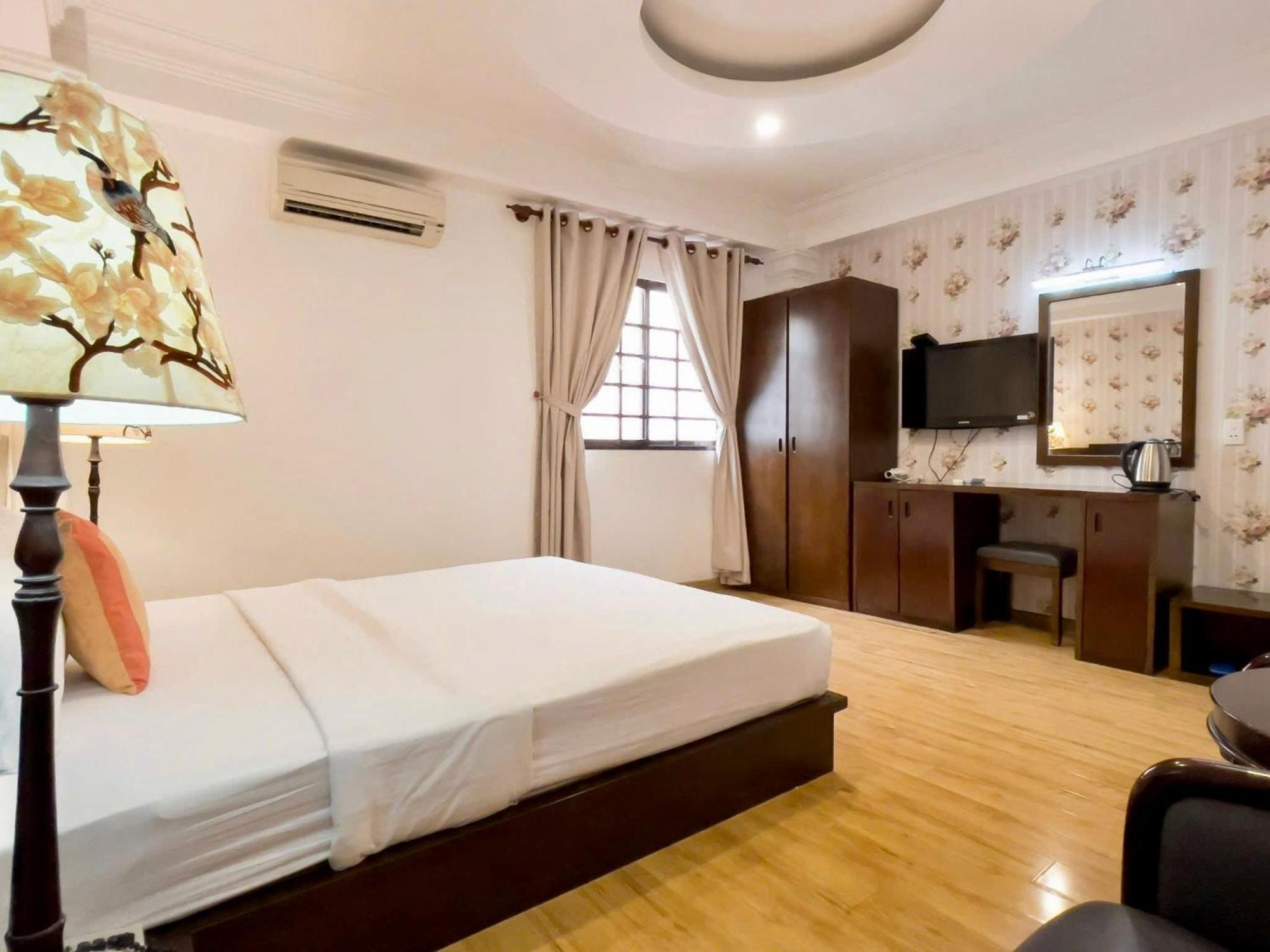 Hotel Little Brick Saigon 2*