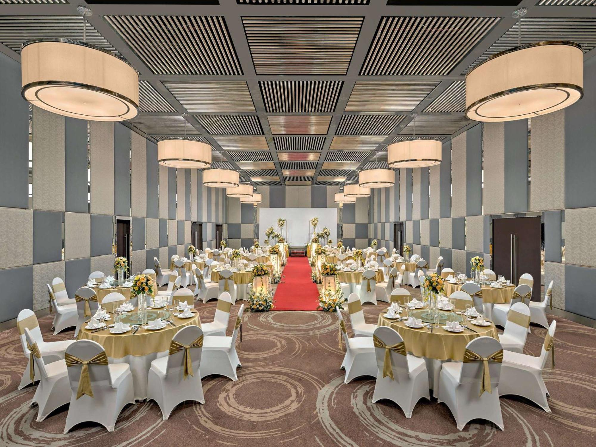 Khách sạn Novotel Sài Gòn Centre TP. Hồ Chí Minh