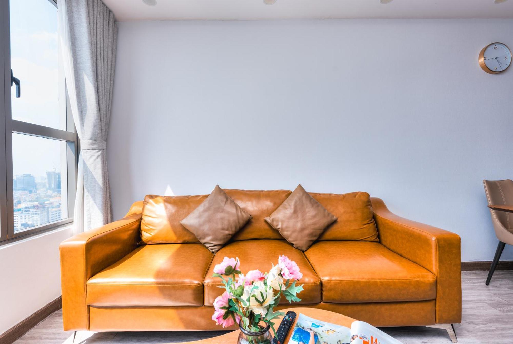 Saigon Authentic Apartments: Infinity Pool & Daily Perks *