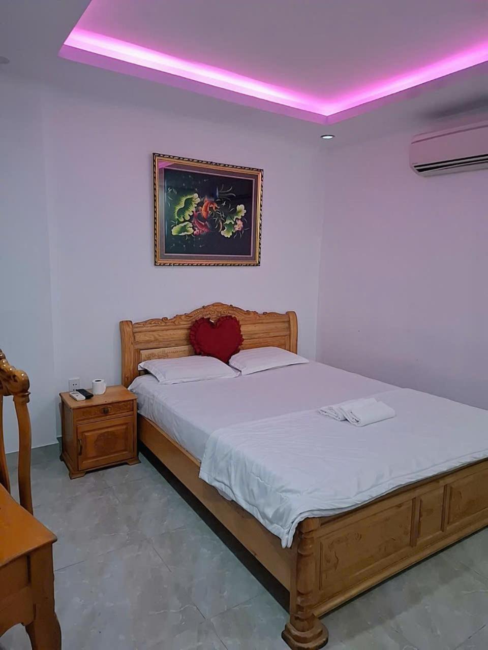 Hong Ha Near Phan Xich Long Hotel Ho Chi Minh City