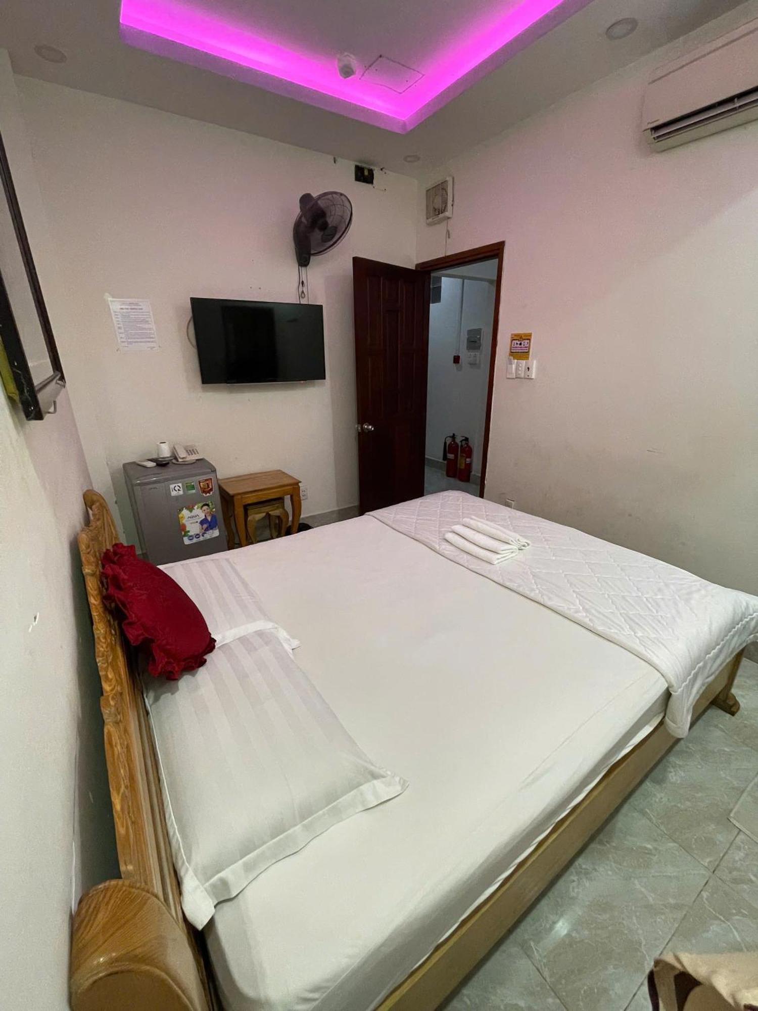 Hong Ha Near Phan Xich Long 2* Ho Chi Minh City