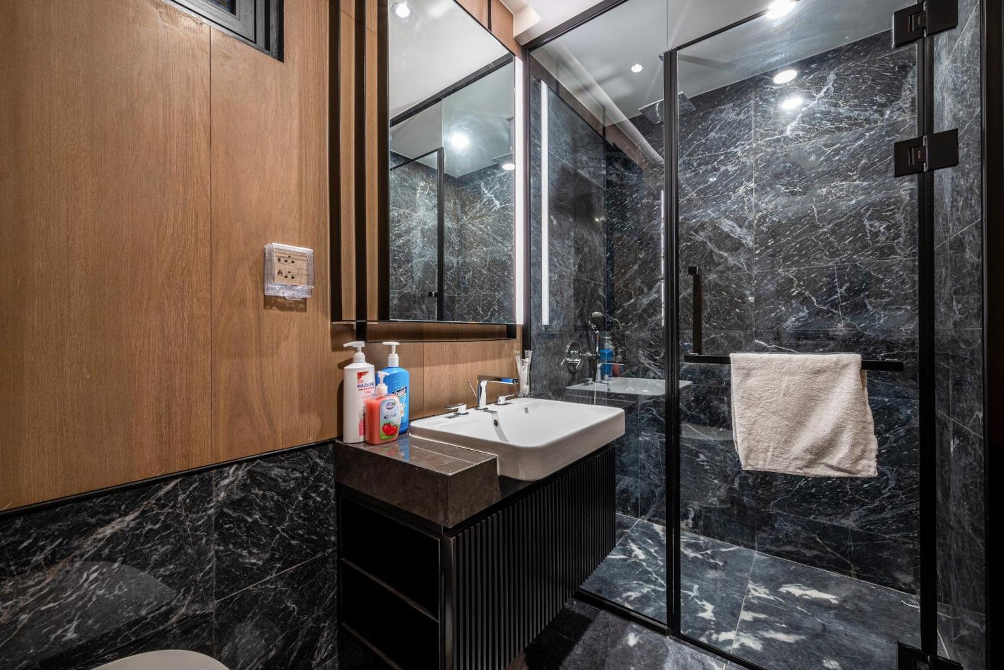Lumiere Luxury Condotel *