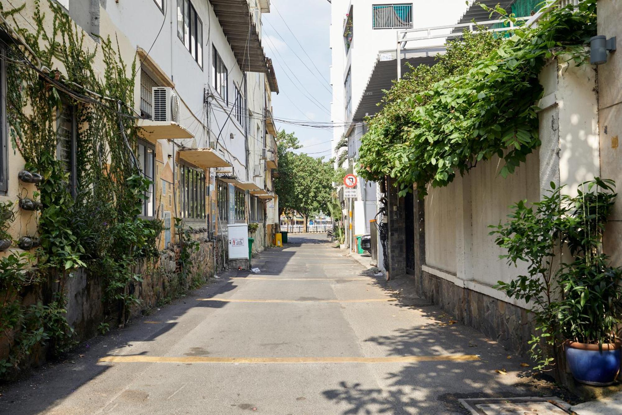 Funky In Saigon By Circadian *