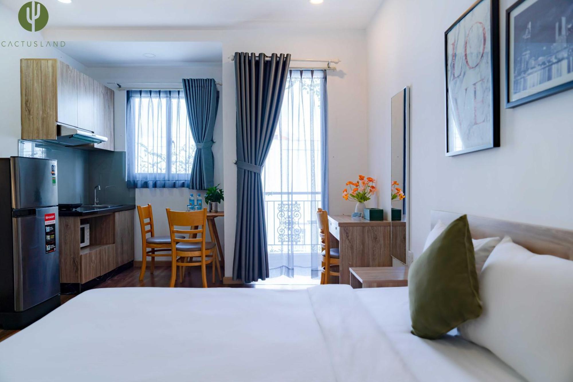 Cactusland & Ho Chi Minh City