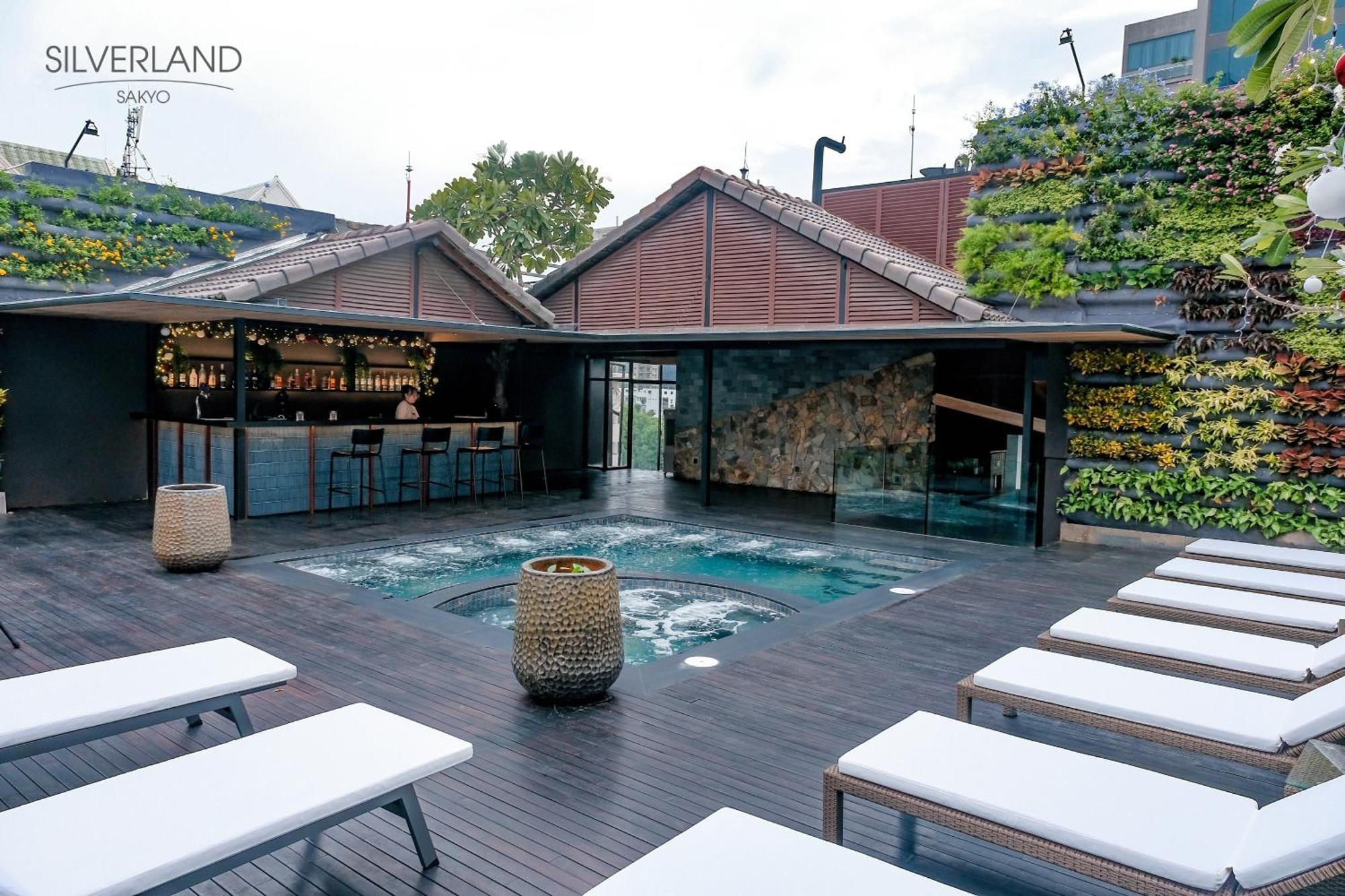 Hotel Silverland Sakyo