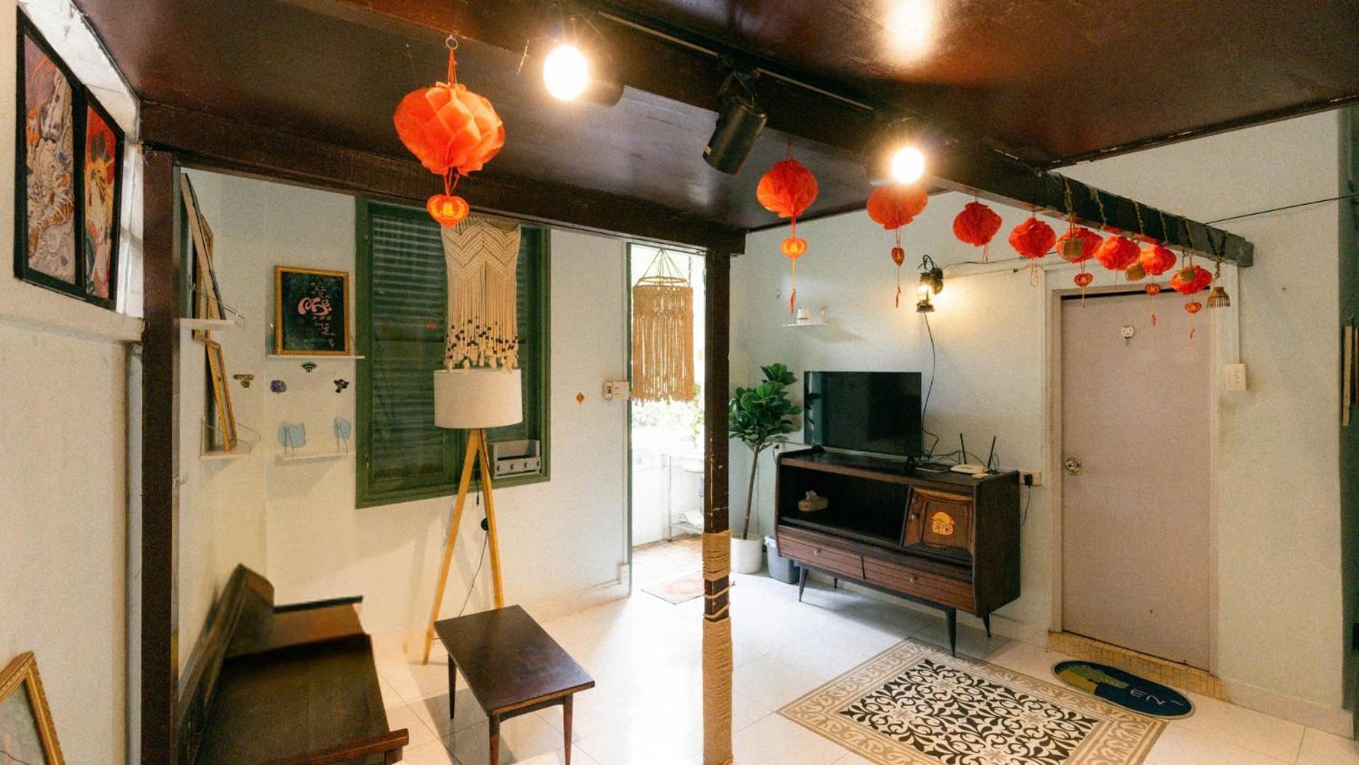 Stay&chill - S.5 - Nostalgic Near Bui Vien * Ho Chi Minh City