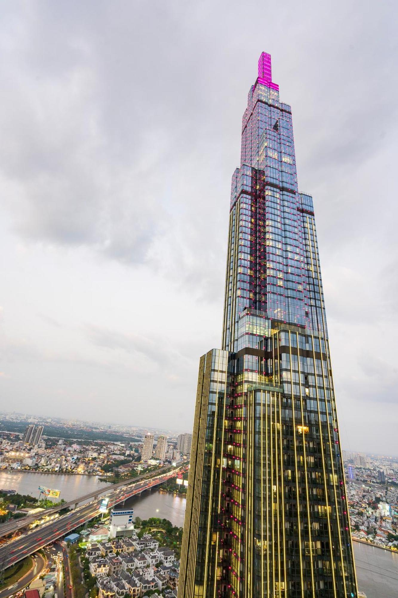 At Landmark - Vinhomes Căn hộ *