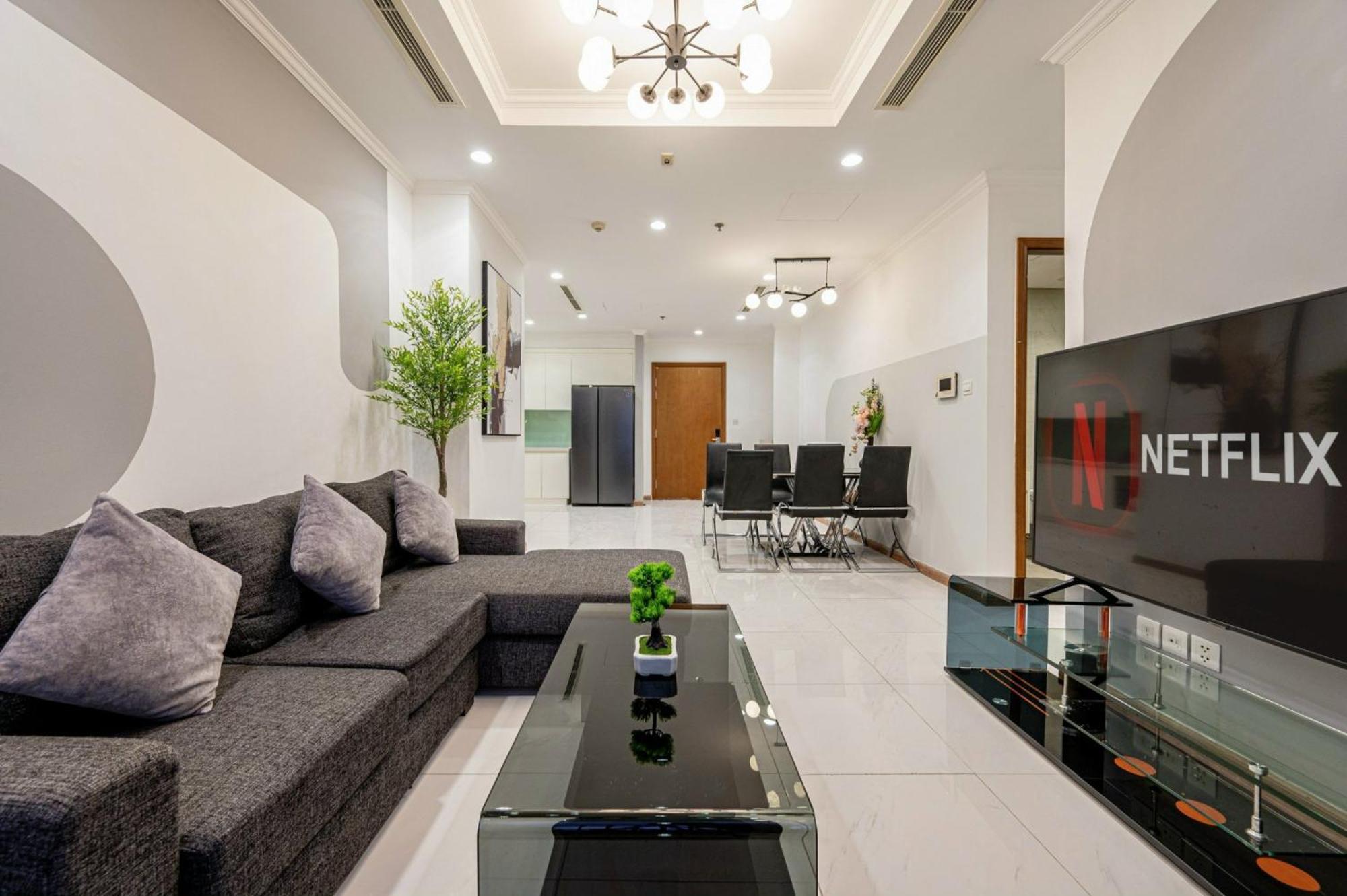 At Landmark - Vinhomes TP. Hồ Chí Minh