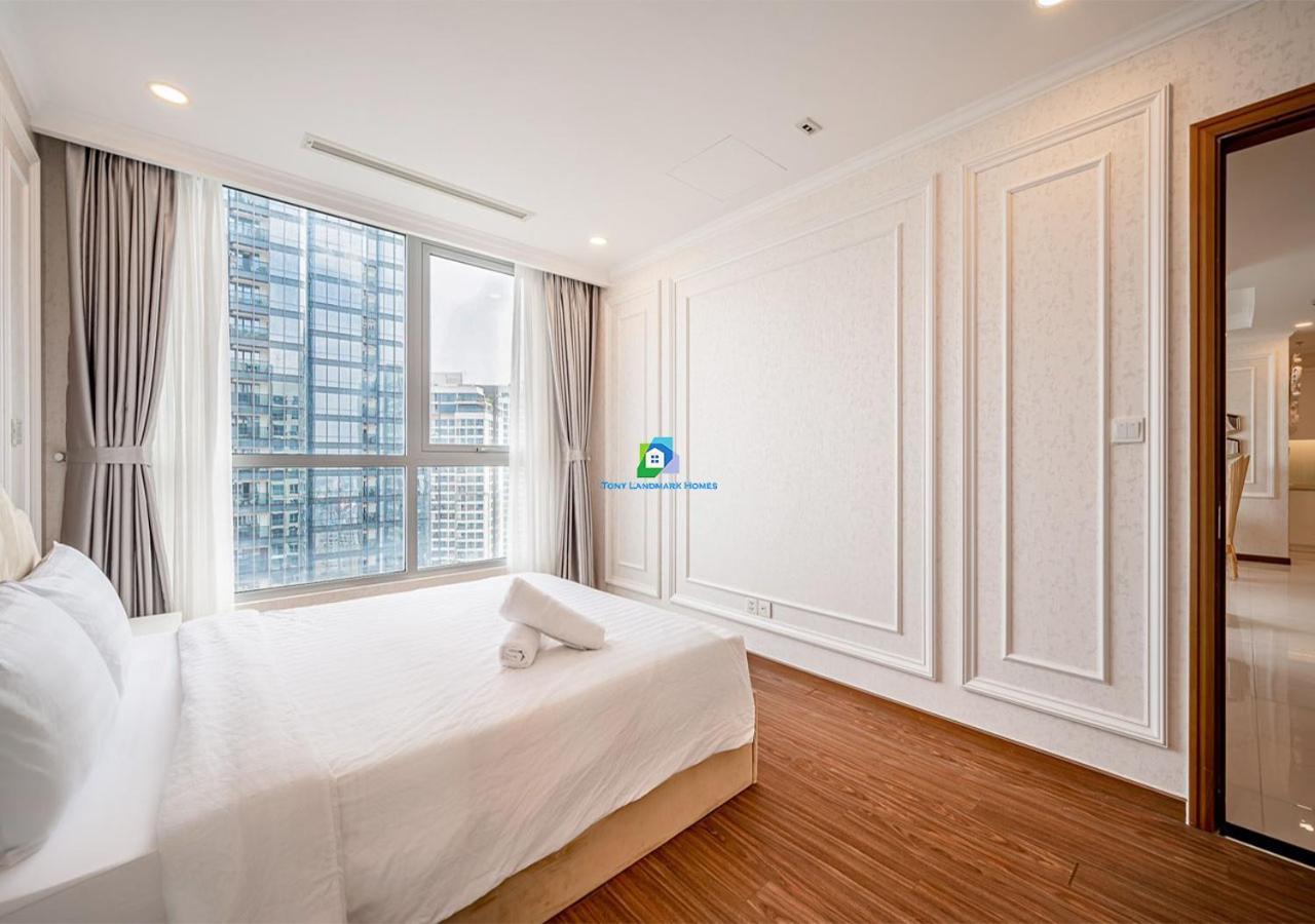 Modern Elegance In Park Apartment Ho Chi Minh City