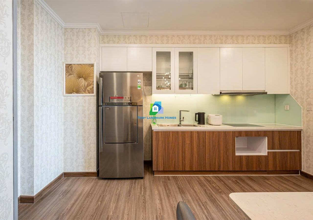 Modern Elegance In Park Apartment Ho Chi Minh City