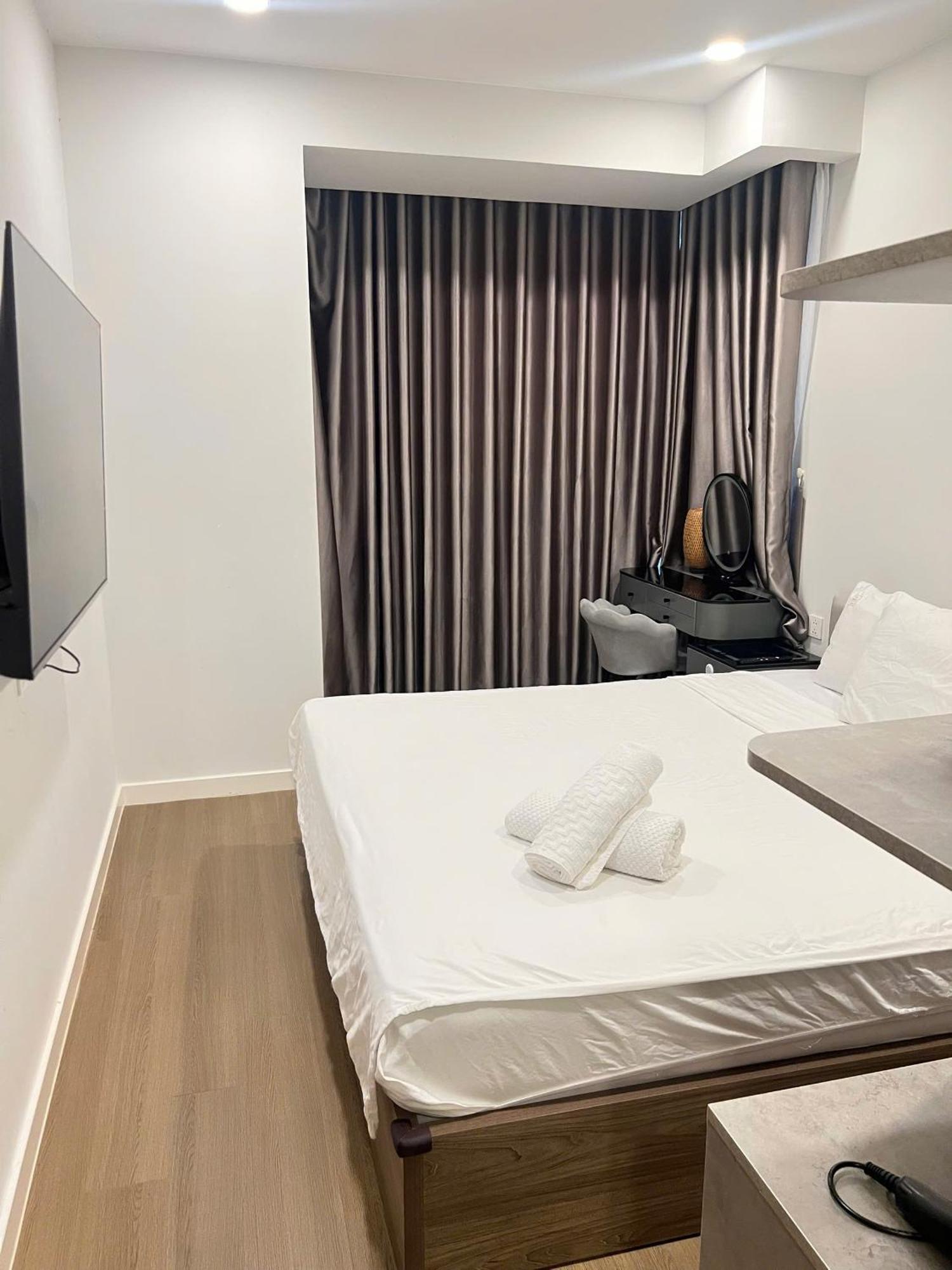 River Panorama 2 Bedroom, 1bathroom District 7 * Bandar Ho Chi Minh