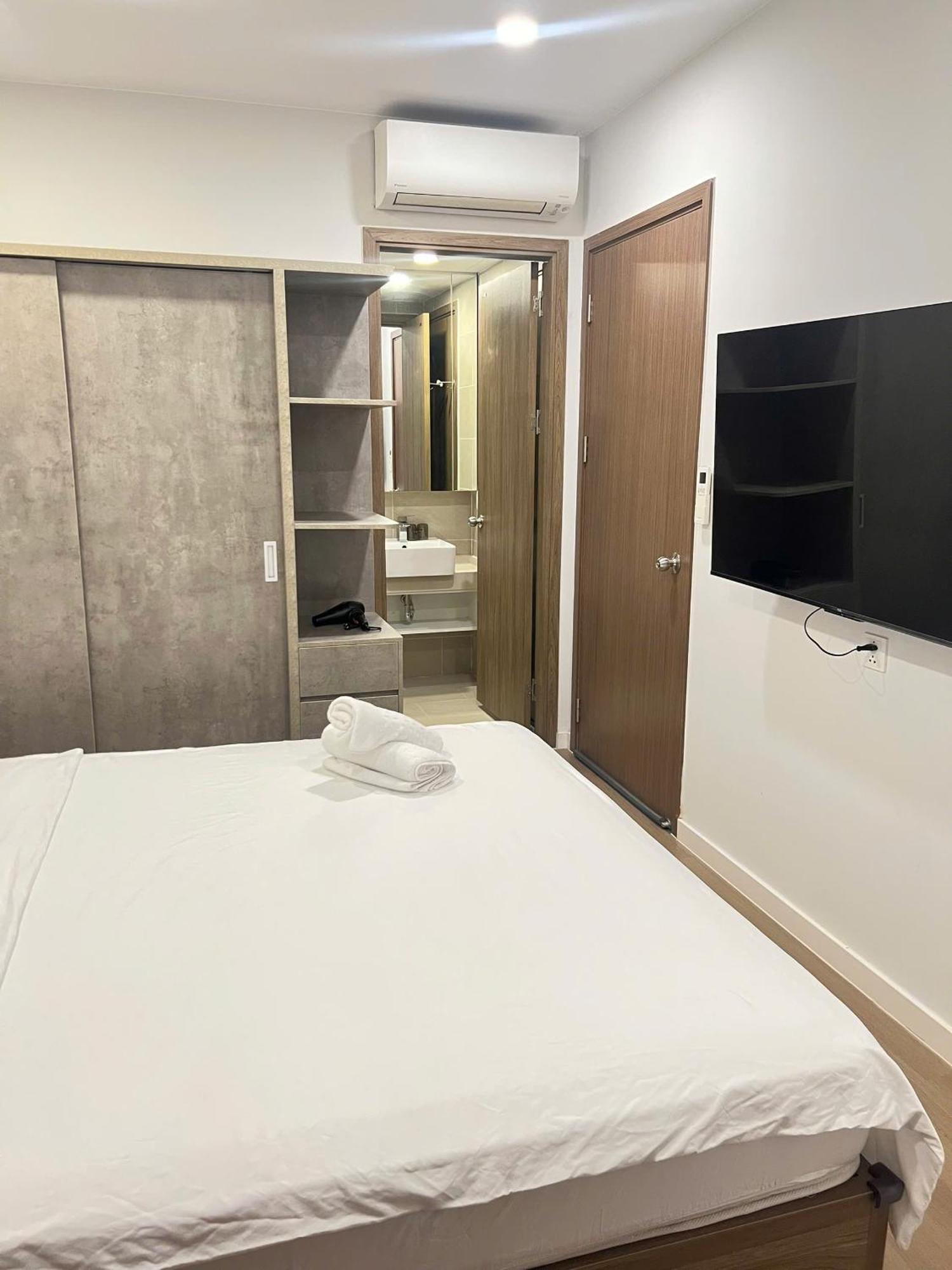 Pangsapuri River Panorama 2 Bedroom, 1bathroom District 7 *