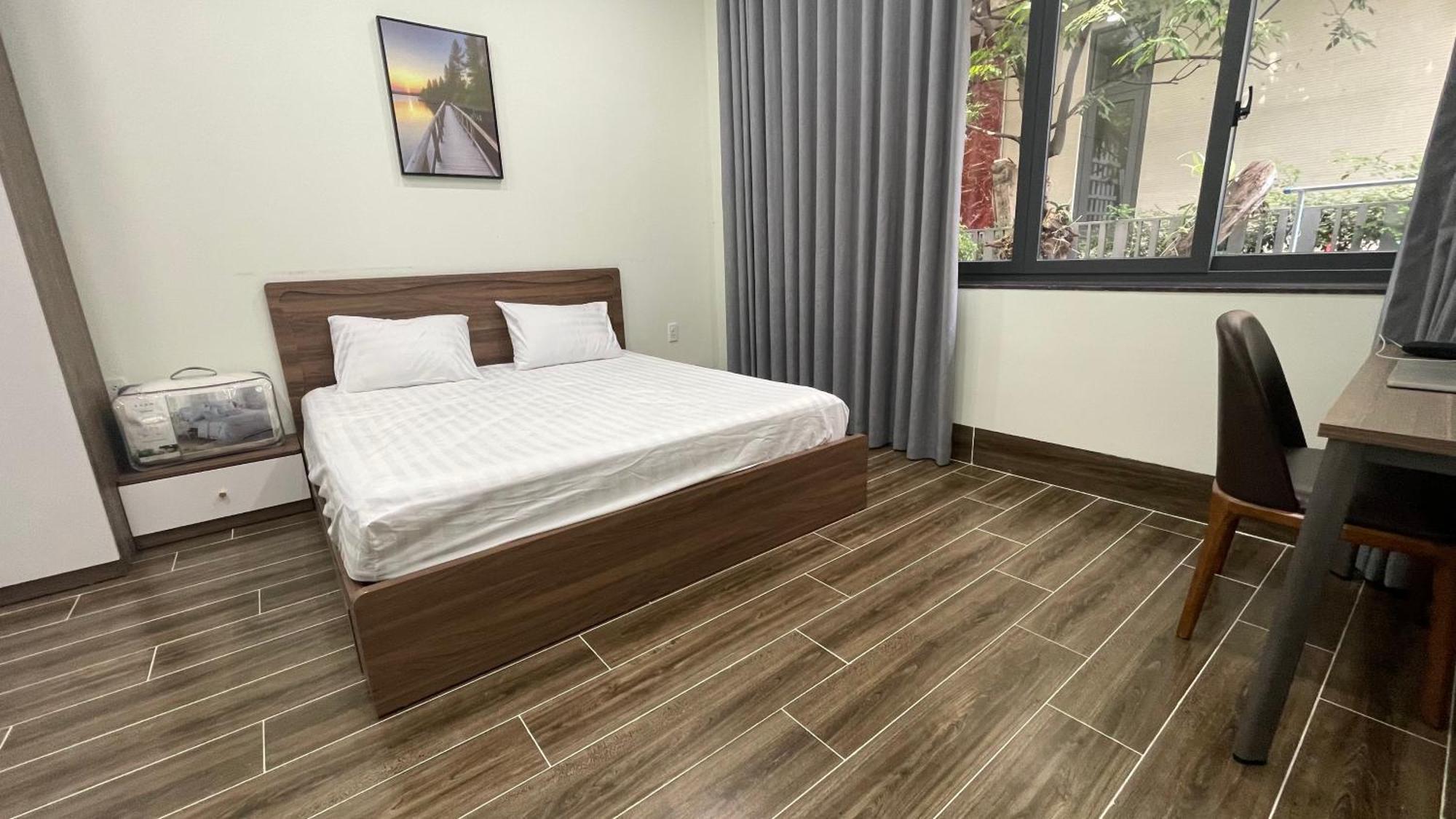 Fully Equipped 4-bedroom, 3-storey House * Ho Chi Minh City