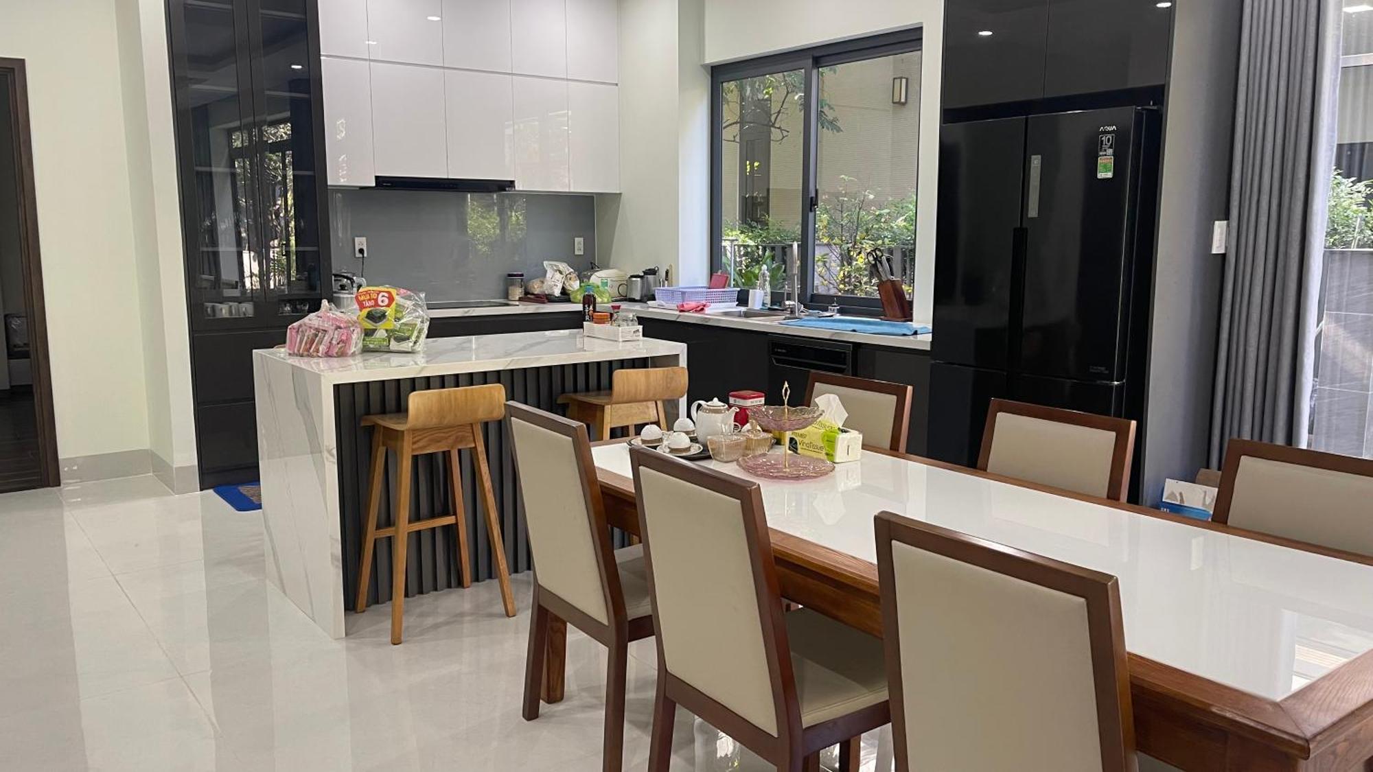 Fully Equipped 4-bedroom, 3-storey House Holiday home Ho Chi Minh City