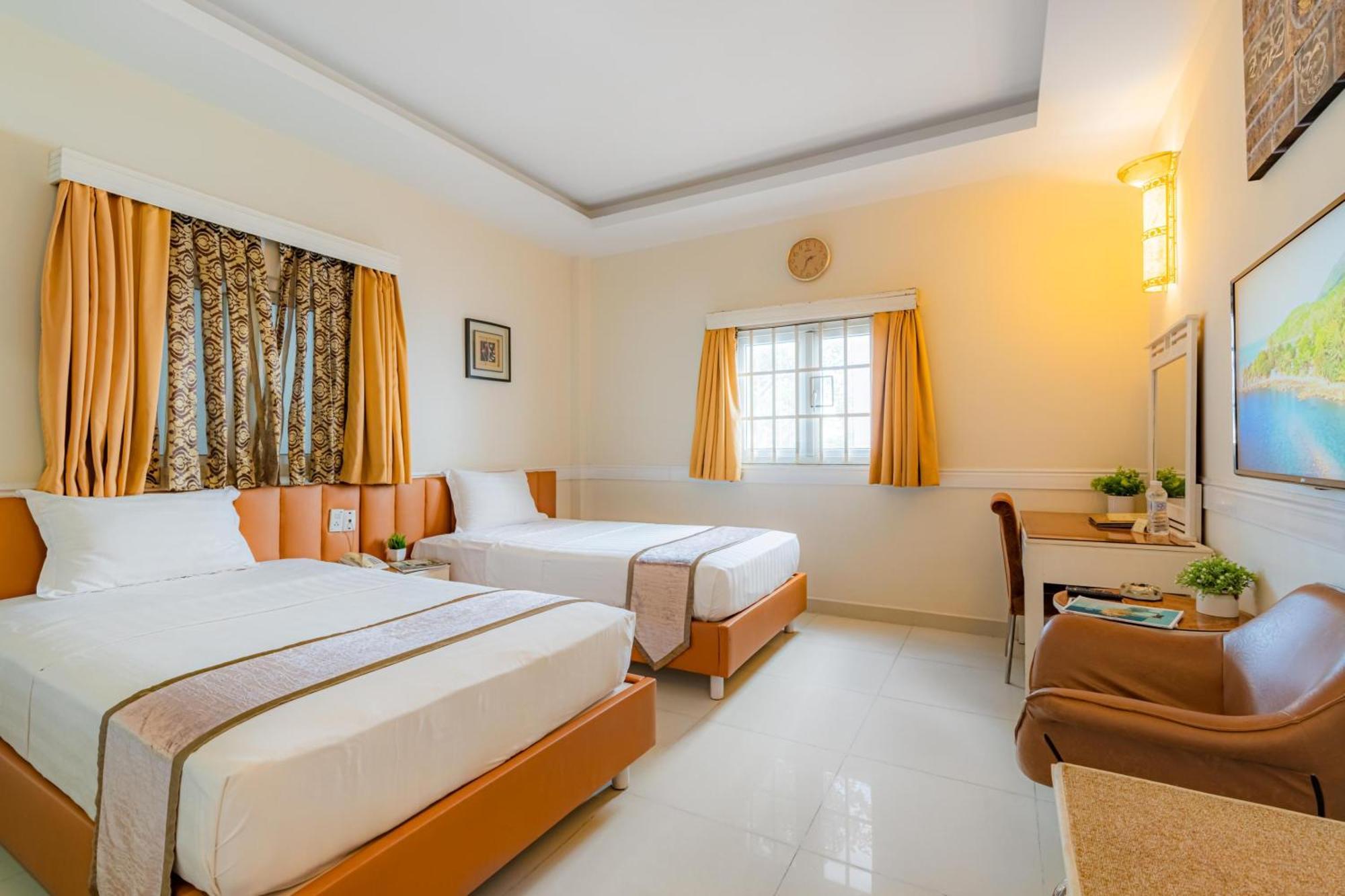 Fortune 1127 - 2* Ho Chi Minh City