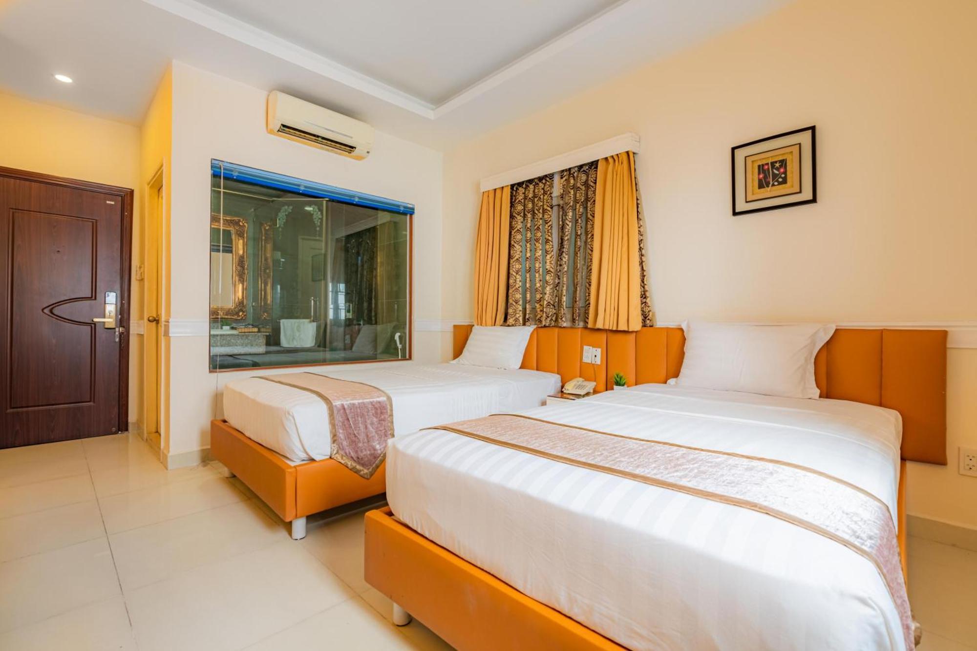 Fortune 1127 - Hotel