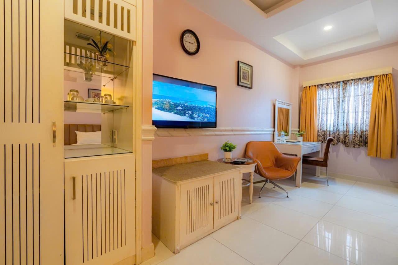 Fortune 1127 - 2* Ho Chi Minh City