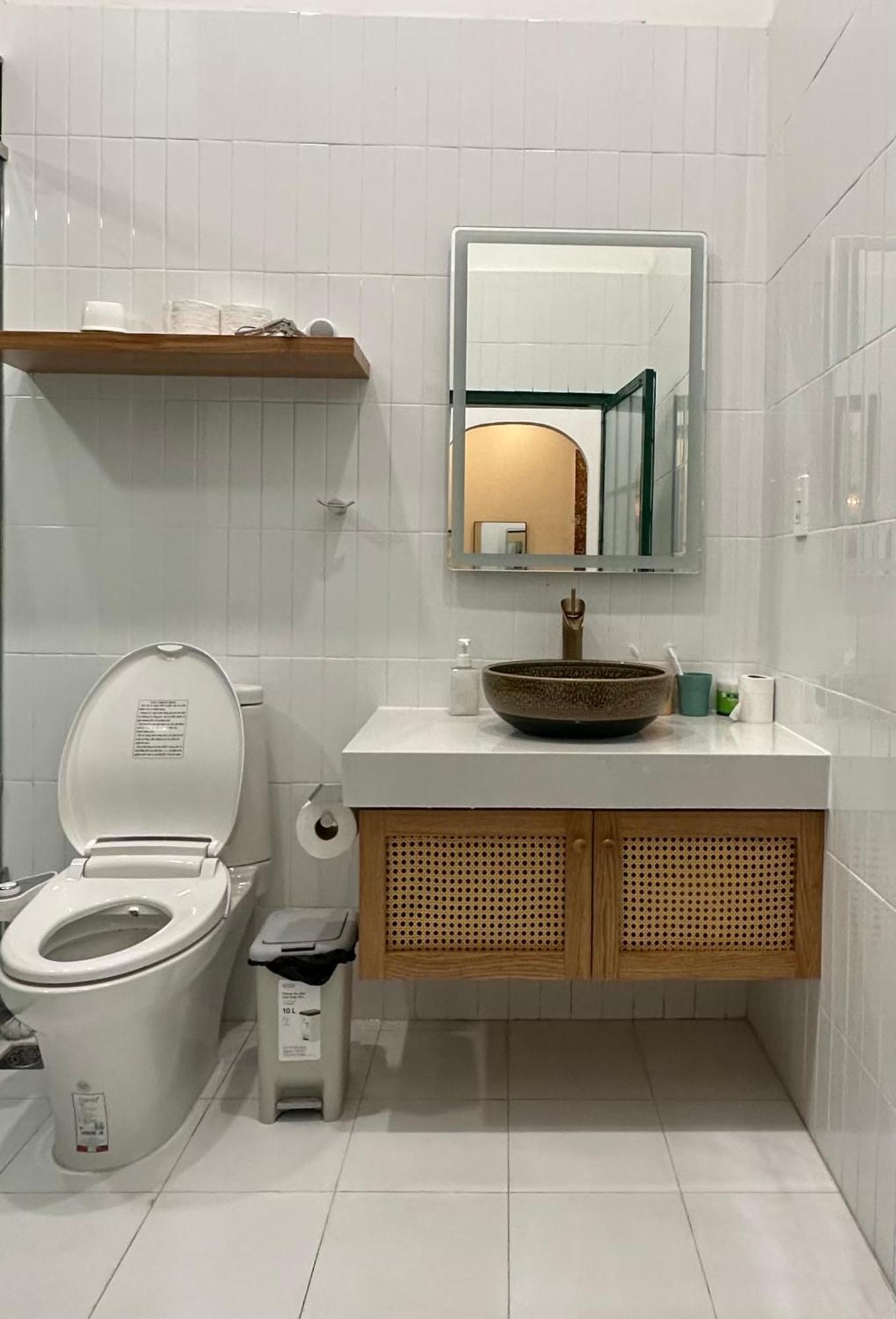 Lovely Boho At Nguyen Hue By Circadian Apartment