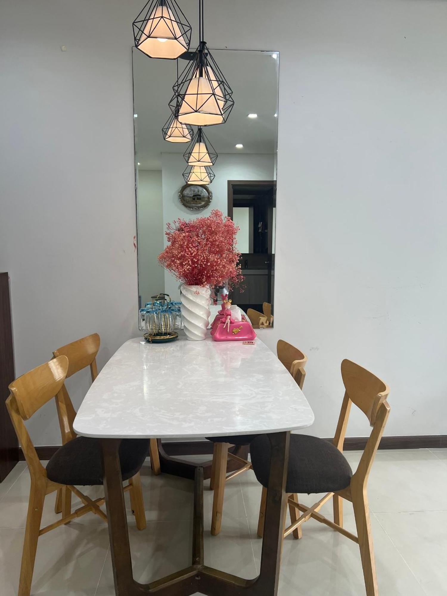 Ha Do Centrosa Building , Ba Thang Street, Distrist 10 Apartment *