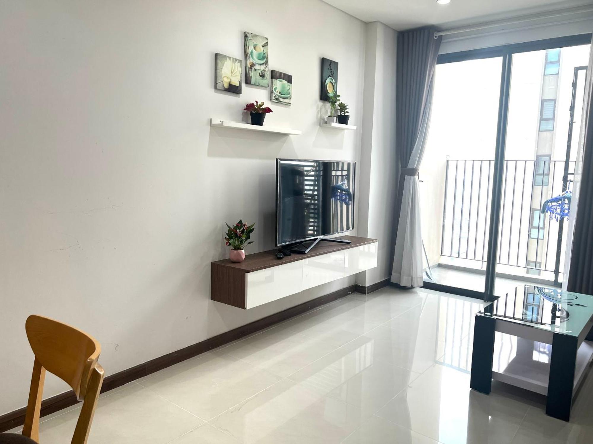 Apartment Ha Do Centrosa Building , Ba Thang Street, Distrist 10 *