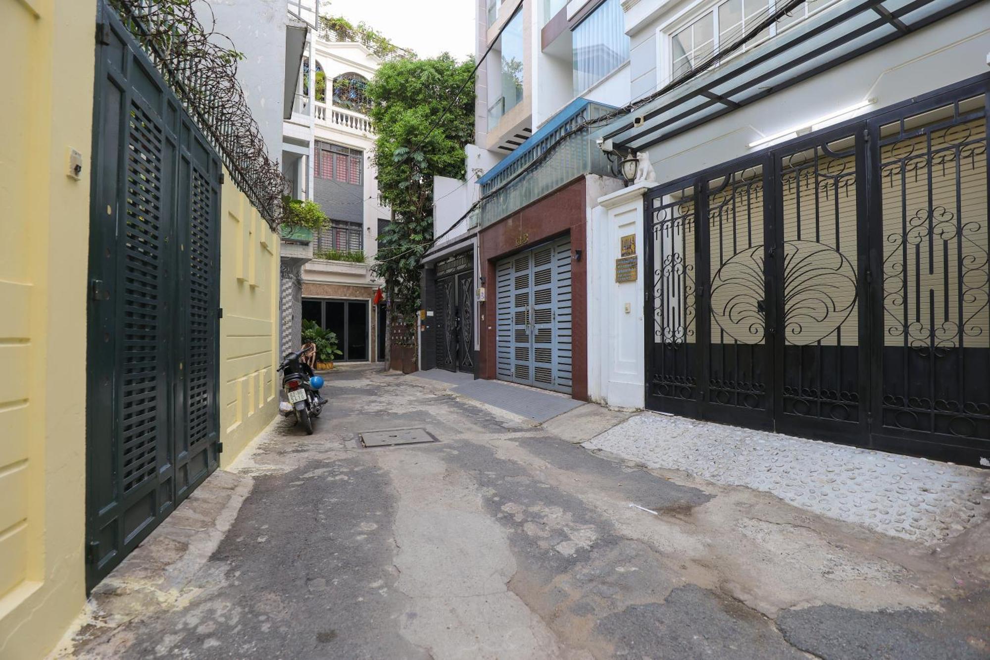 Apartment Cozy In Phu Nhuan District Near District 1 *