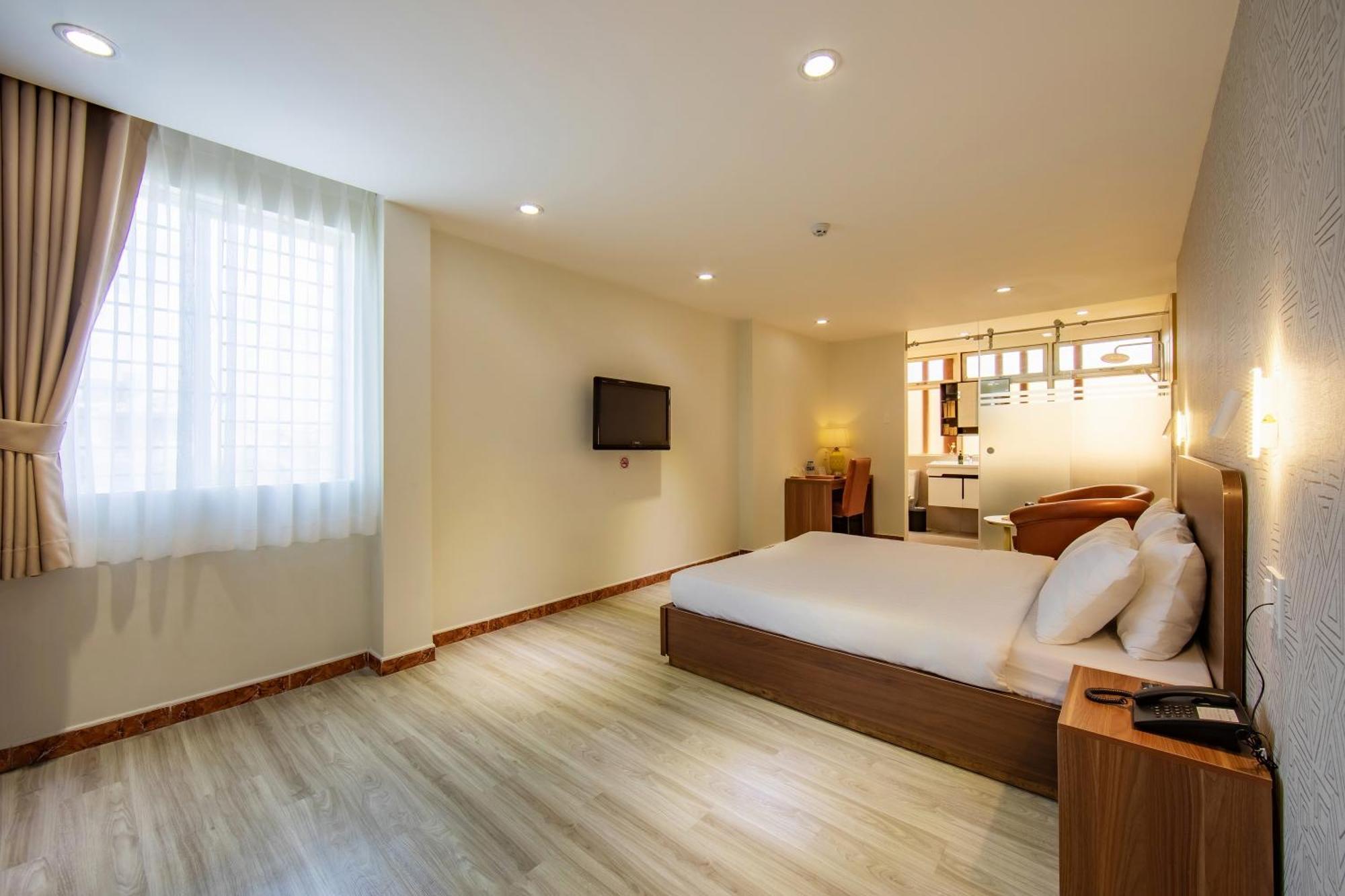 Lanura Saigon Boutique Khách sạn 3*