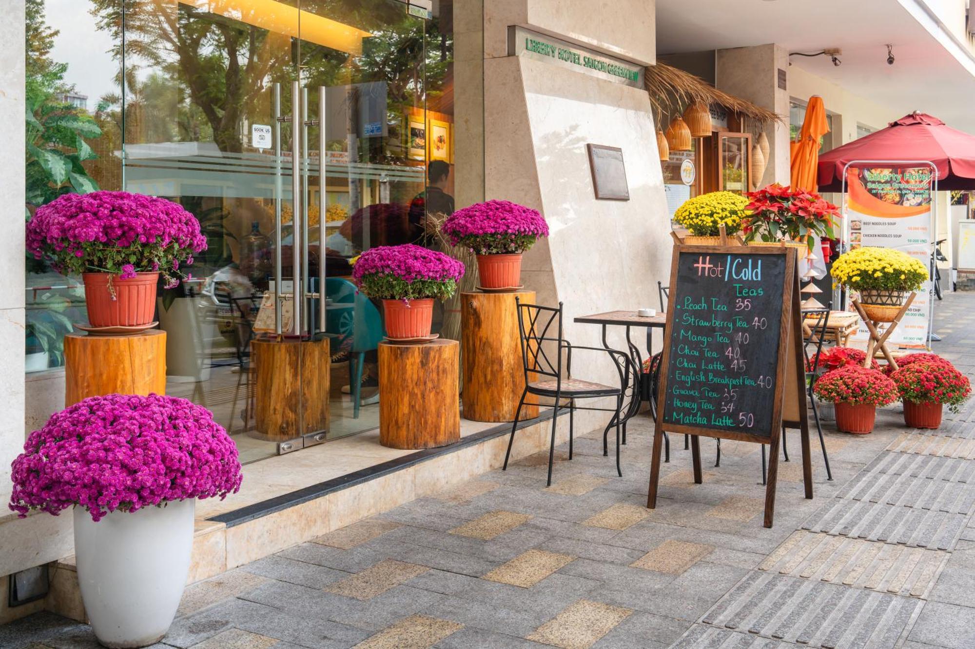 Liberty Saigon Greenview Khách sạn
