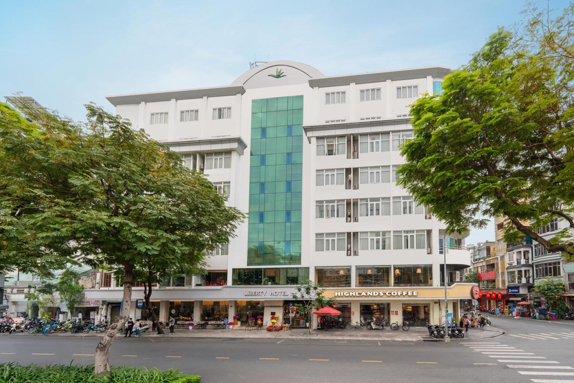 Liberty Saigon Greenview Khách sạn