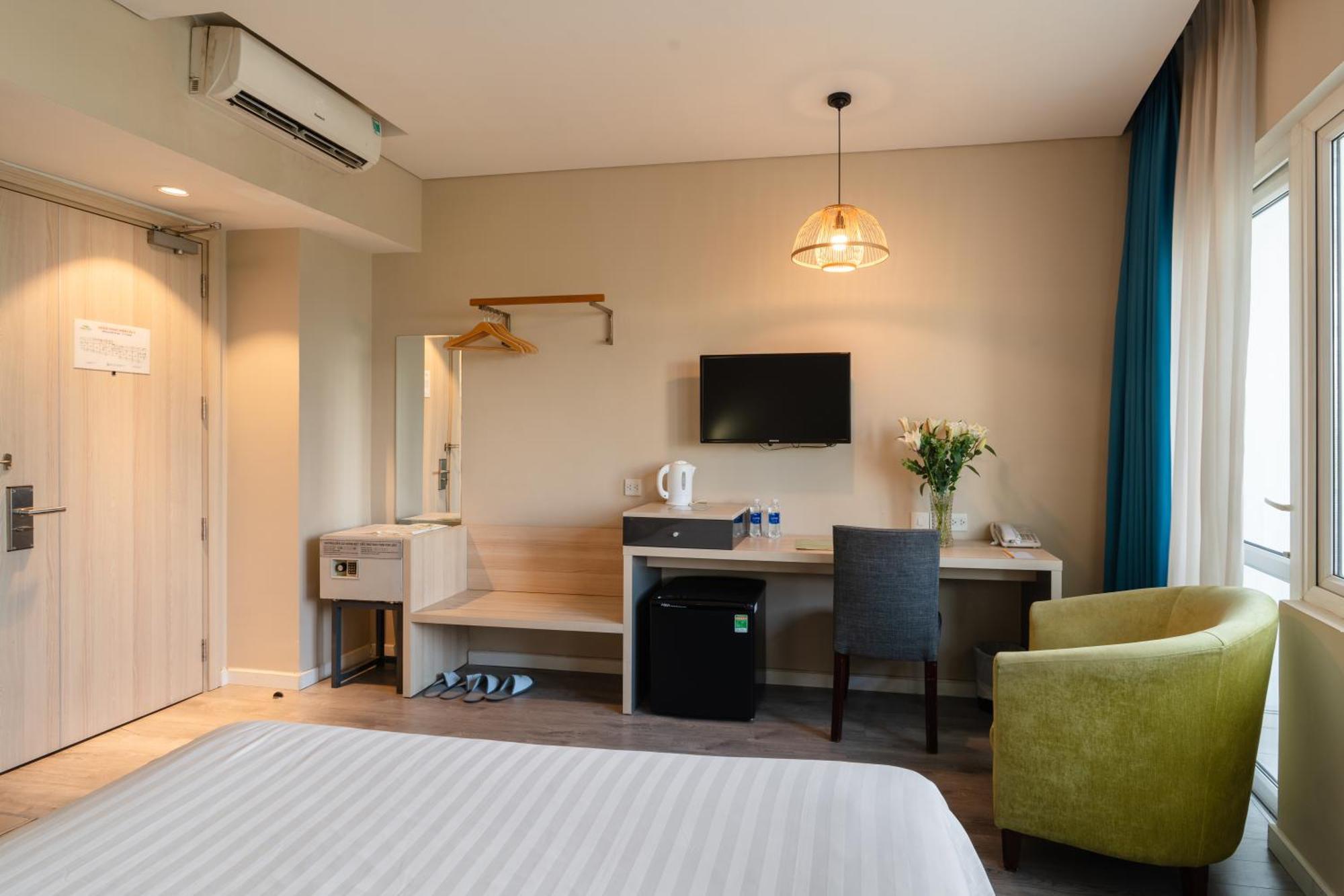 Liberty Saigon Greenview 3*