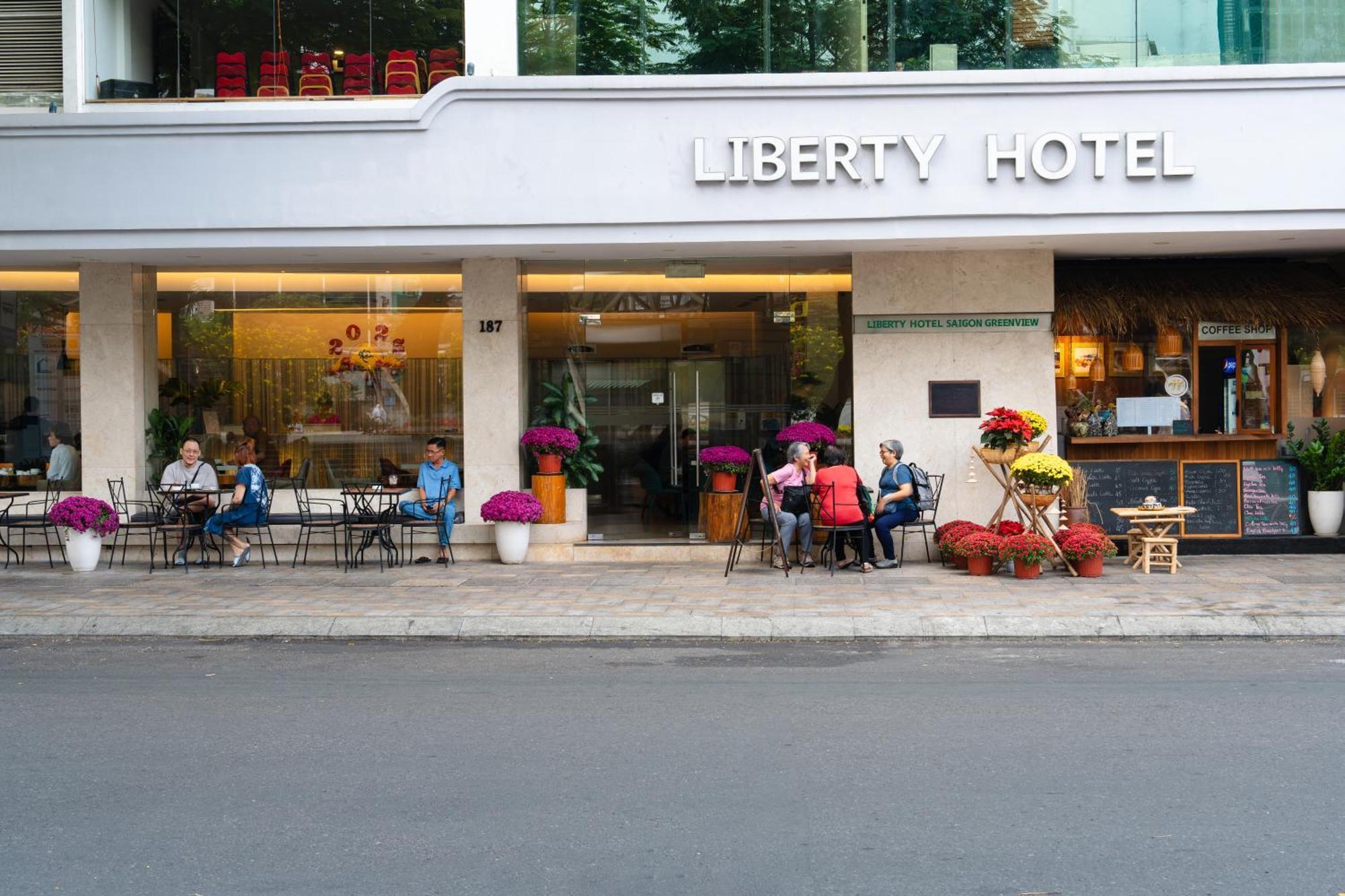 Liberty Saigon Greenview Khách sạn