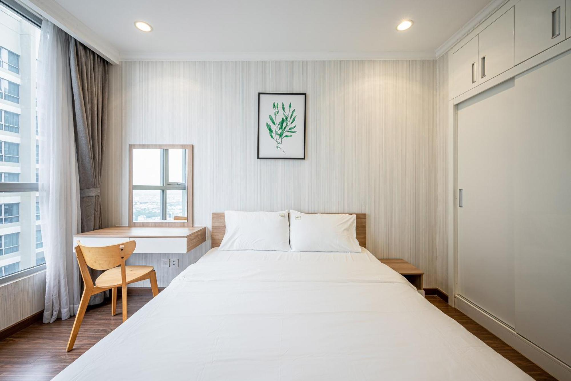 Landmark Sky Living Luxury-full Noi That Apartment