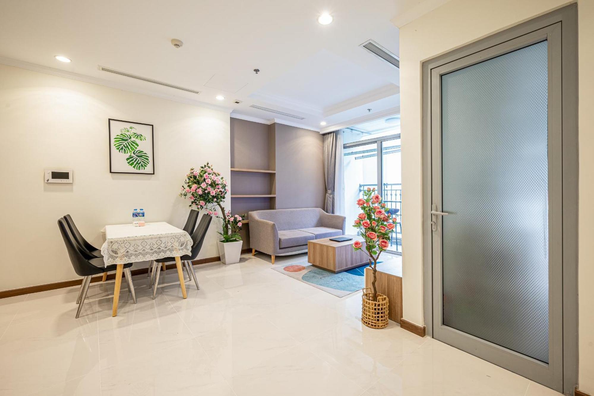 Landmark Sky Living Luxury-full Noi That Apartment