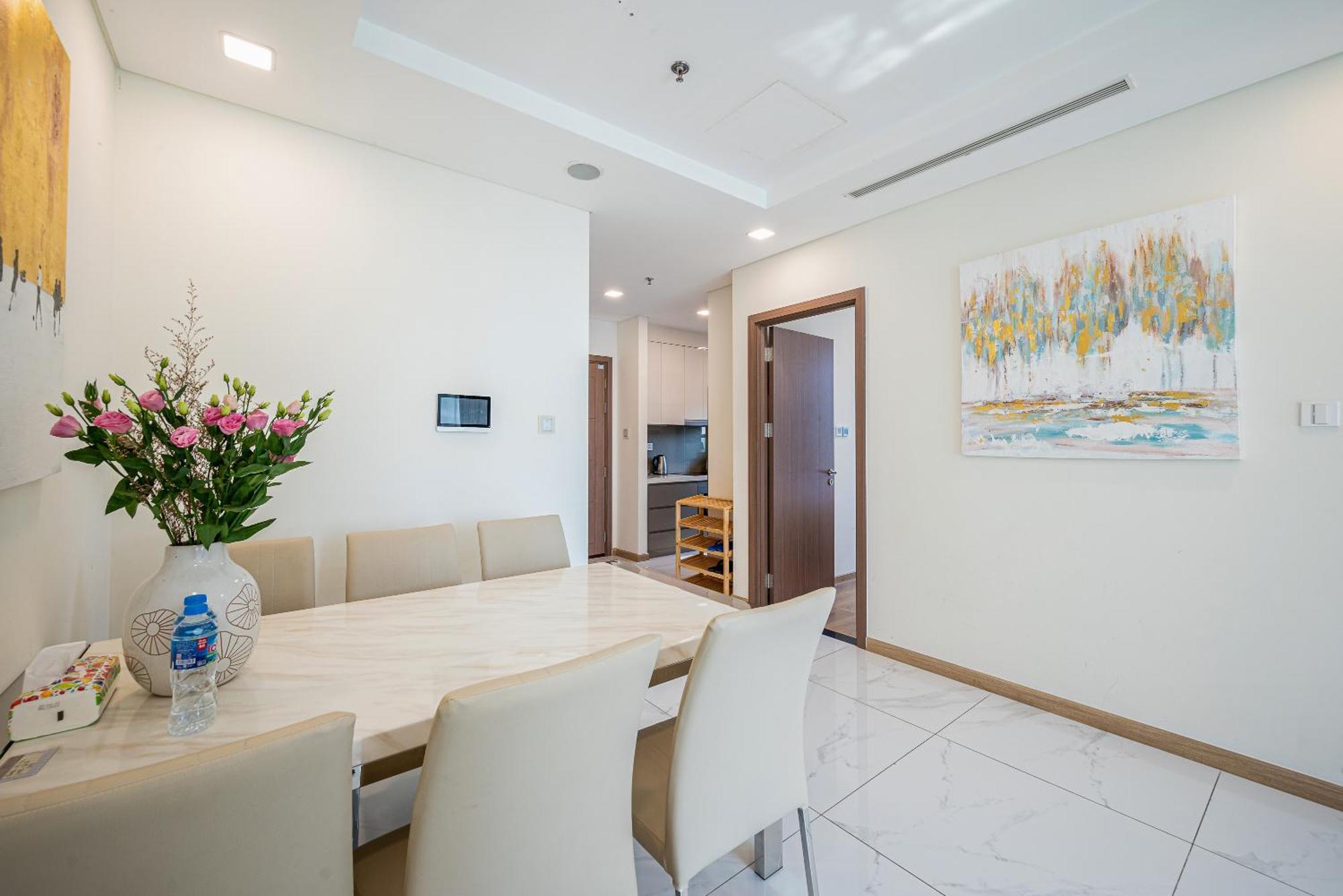 At Landmark - Vinhomes * TP. Hồ Chí Minh