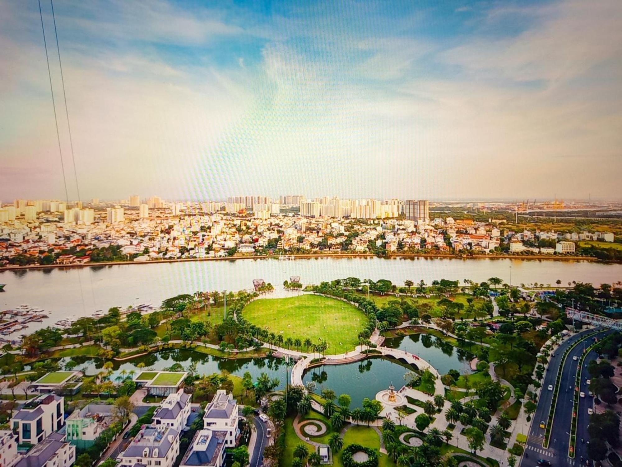 Premium Space Saigon Riverview - Vinhome Apartment
