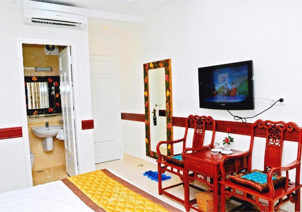 Hoang Thanh Thuy Airport 1 - Gan Am Thuc Dem Cho Hoang Hoa Tham Hotel Ho Chi Minh City