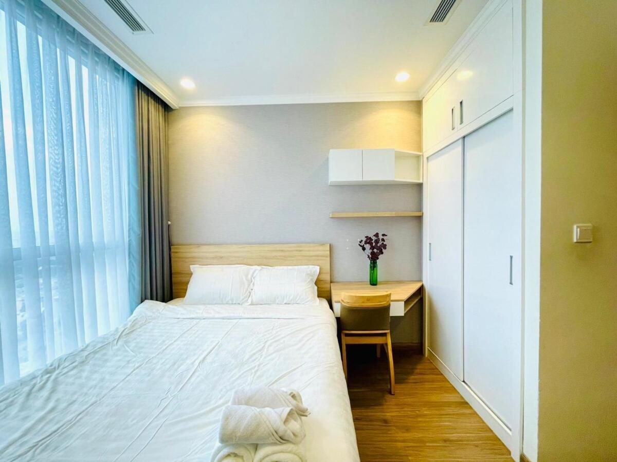Apartment Vinhomes Park 3 Building 2bed2bath *