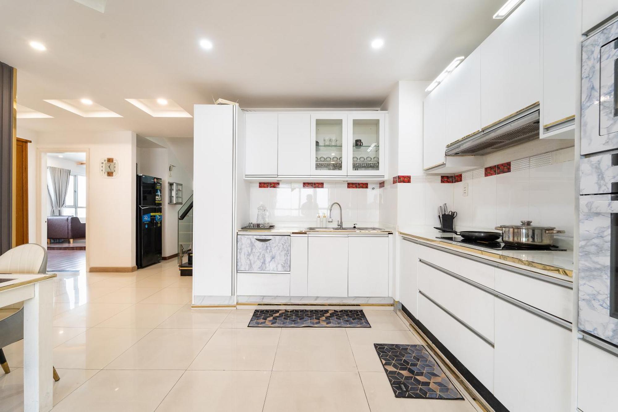 White Penthouse-rooftop Pool Private -central Pangsapuri Bandar Ho Chi Minh